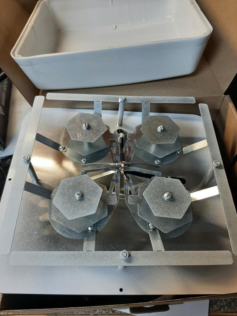 АНТЕННА 3G/4G "BAS-2344-SMA FLAT MULTIBAND MIMO COMBI" - Antennas for ...